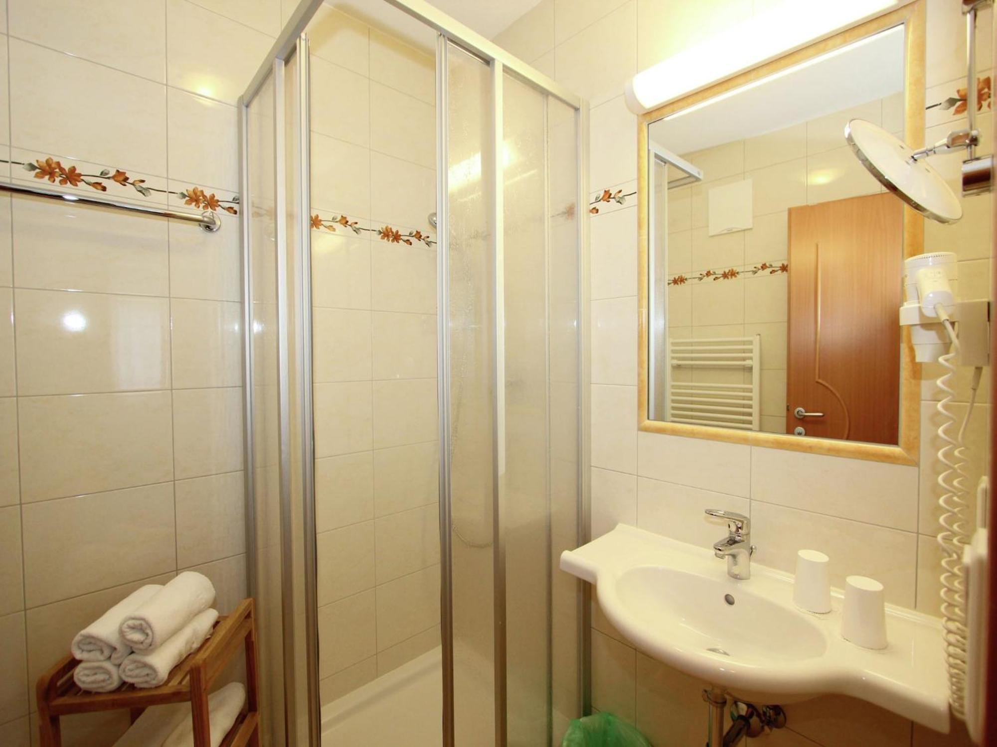 Attractive Holiday Home In Kaltenbach On The Ski Slope Штумм Экстерьер фото