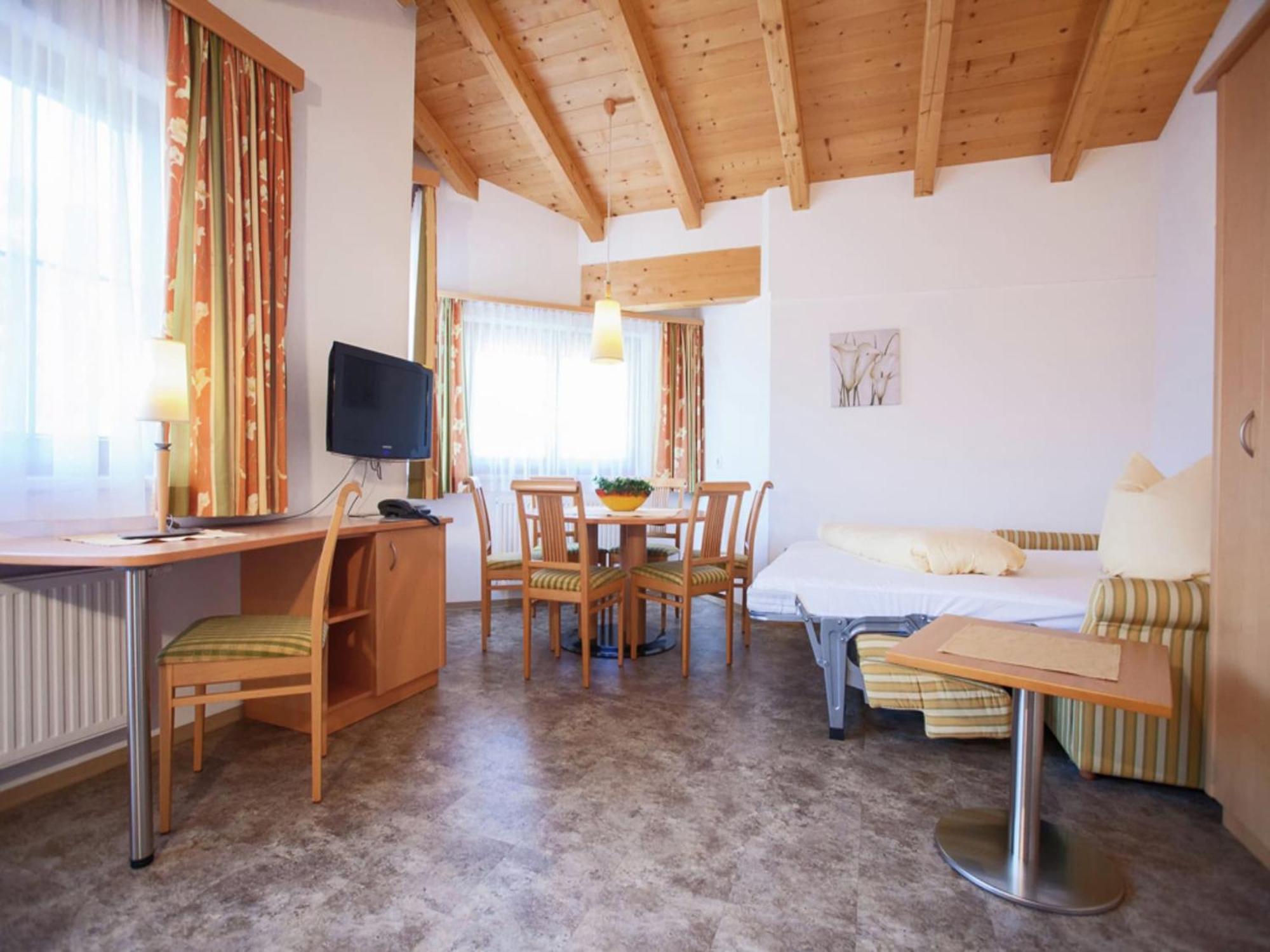 Attractive Holiday Home In Kaltenbach On The Ski Slope Штумм Экстерьер фото